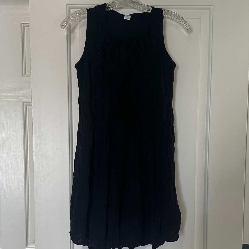 Old Navy Black Sleeveless Dress